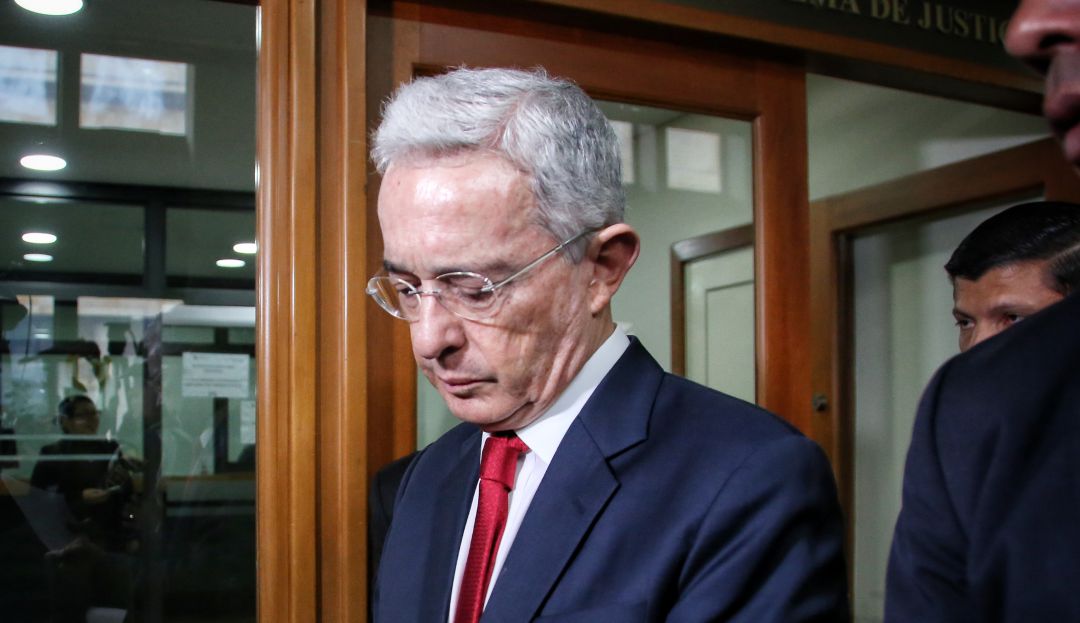 Álvaro Uribe Vélez y su desmitificación en sentido político » Al Poniente