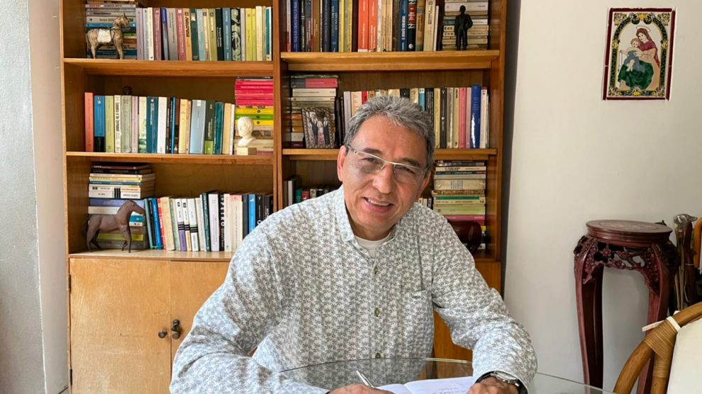Luis Guillermo Velez Alvarez economista